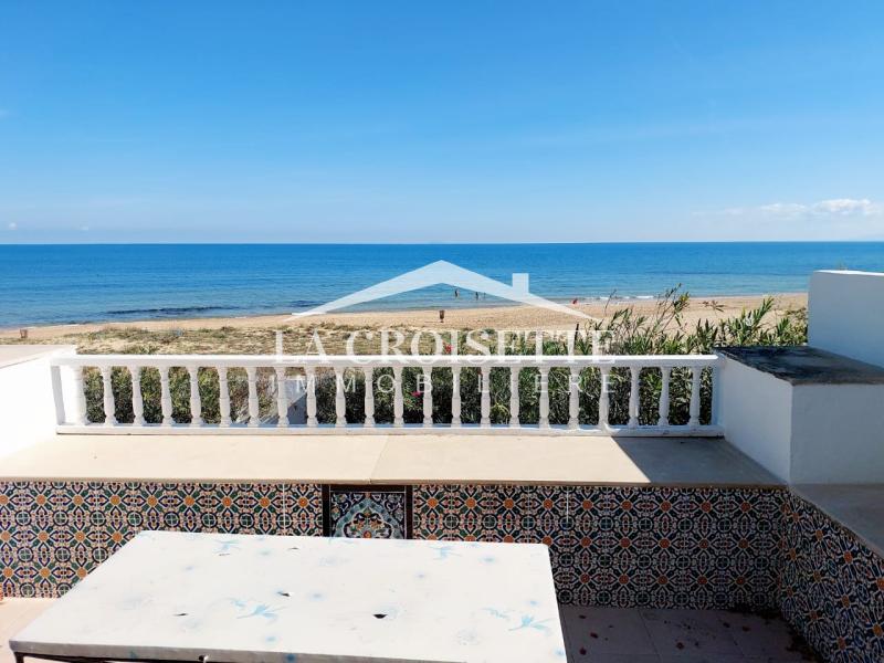 Duplex meublé S+1 pieds dans l'eau à La Marsa